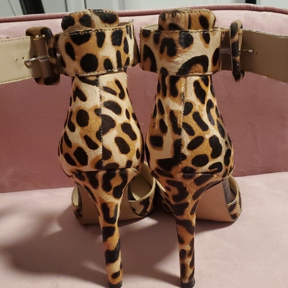 Michael Kors cheetah print leather heels - Picture 4 of 5